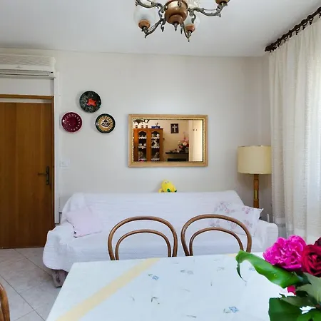 Tugomila Διαμέρισμα *