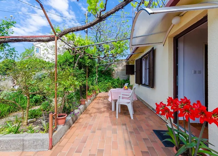 Tugomila Apartament Banjol