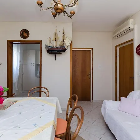 Tugomila Appartamento